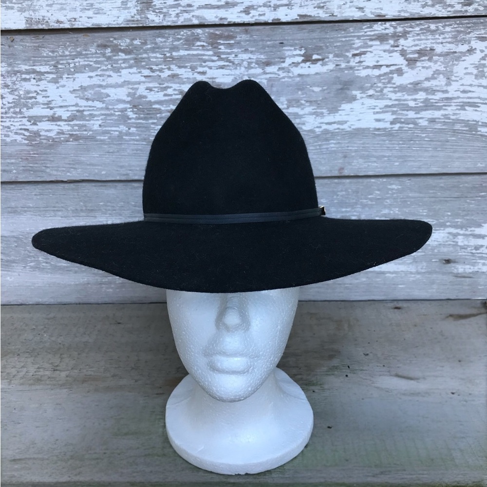 Wide-Brim Black Felt Fedora Hat with Slim Band - Unbranded